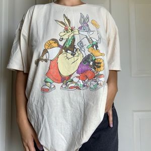 Looney Tunes t-shirt